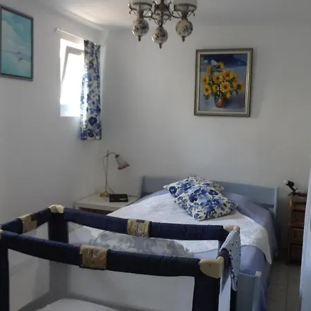 Appt 3 Ch 2 Sdb à 150m D'une De Sable Fin Hyper équipé&wifi Lave Linge&vaisselle Appartement *