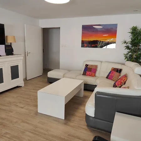 Appt 3 Ch 2 Sdb à 150m D'une De Sable Fin Hyper équipé&wifi Lave Linge&vaisselle *